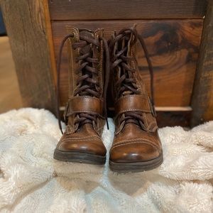 *SOLD*Distressed leather boots